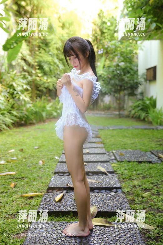 波萝社-柳侑绮Sevenbaby 波萝社 - 每次看柳侑绮Sevenbaby的礼服,脑海里都浮现出花丛中的白纱!