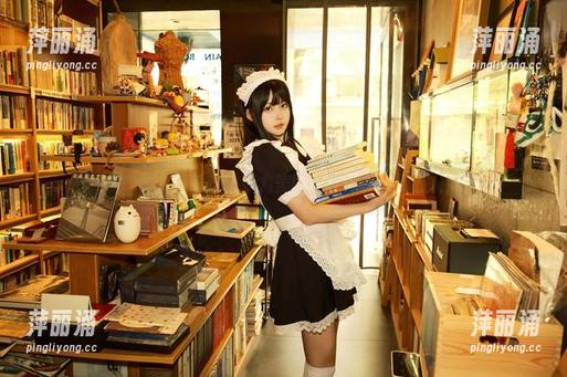 白莉爱吃巧克力 霞沢的白莉爱吃巧克力美图合集,调皮又撩人!