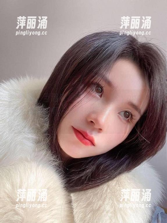 禅雨儿Lynne 微密圈 - 当连衣裙遇上禅雨儿Lynne,高清图册里的每一处都在诉说:穿得好也很重要。