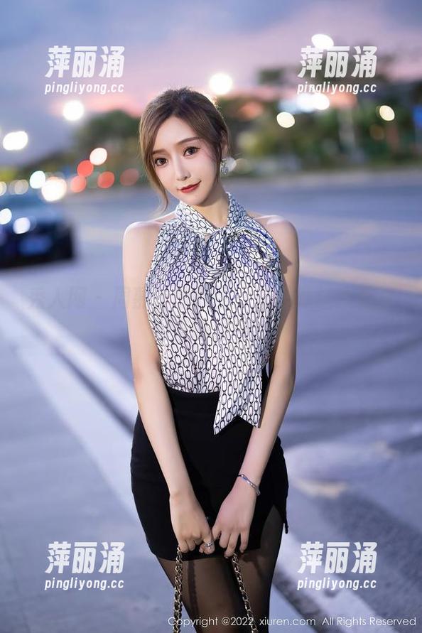 秀人网-周慕汐 秀人网 - 周慕汐的原图:可爱到让人想蹦起来的那种!