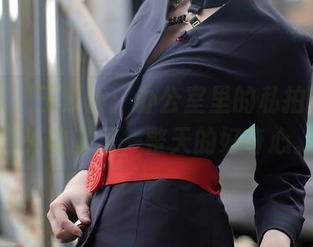 秀人网 – 王紫琳：办公室里的私拍图集，意外收获了一整天的好奇心。