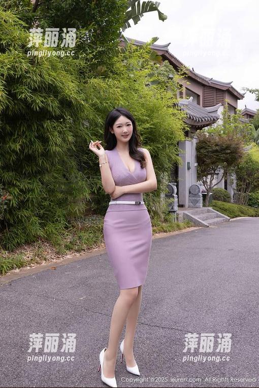 秀人网-葛征 秀人网 - 葛征的校服私拍合集,俨然是个不按常理出牌的小天才。