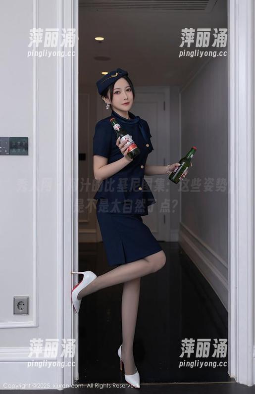 秀人网-阿汁 秀人网 - 阿汁的比基尼图集:这些姿势,是不是太自然了点?