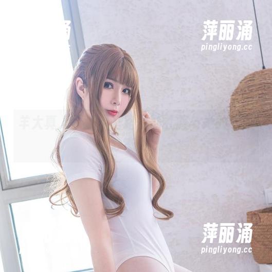 羊大真人 羊大真人精选:圣路易斯礼服与她的“微妙态度”