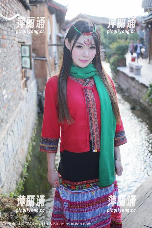 美媛馆-唐琪儿il 美媛馆 - 唐琪儿il的“全套美脚”图片,让我思考是否该开始关注养生,这脚也太美了吧!
