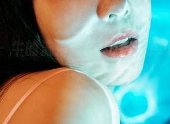 蜜桃社 – 牛的流浪：Rola用图库记录的写真迷航