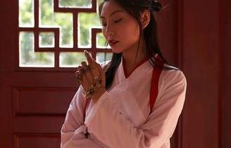 蜜桃社 – 小草莓Berry的私房内，剧情果然不简单。