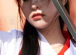 蜜桃社 – 哦，结衣这是谁？最新女王原图让我忍不住多看几眼。