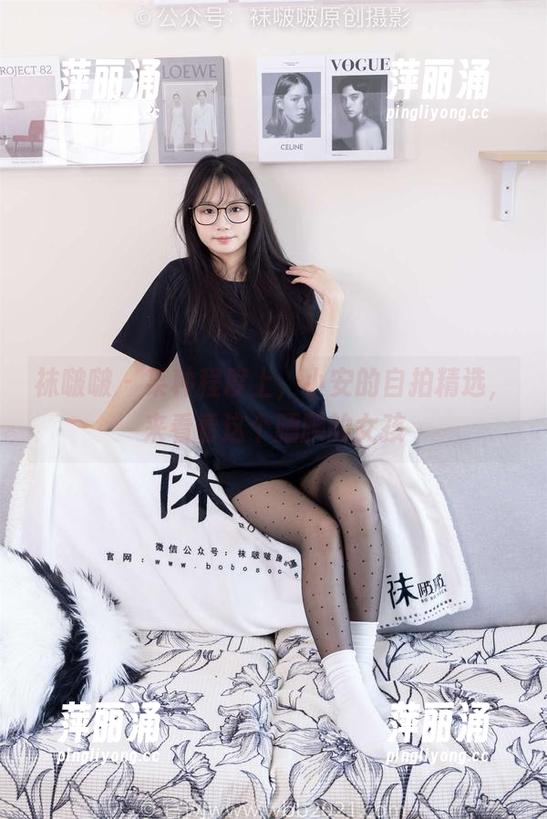 袜啵啵-小安 袜啵啵 - 某种程度上,小安的自拍精选,来看看这个腼腆的女孩