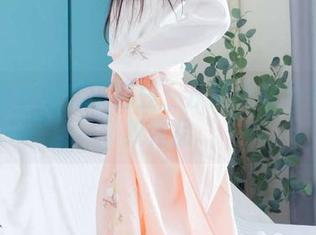 袜啵啵 – 全套小甜豆：从甜美到野性的豹纹作品