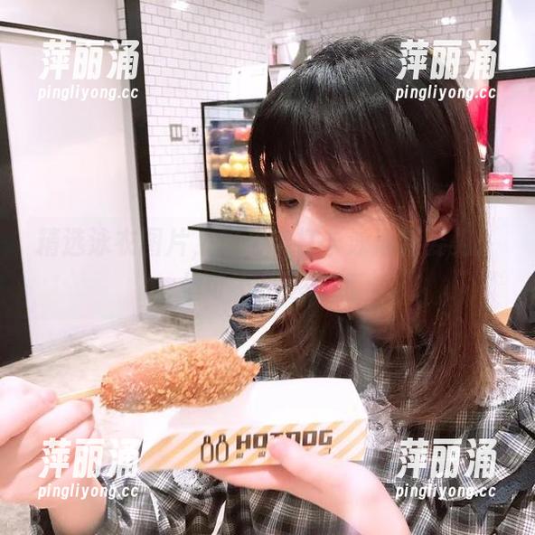 闪月半 精选泳衣图片,闪月半打卡泳池新姿势,但可不止这样哦