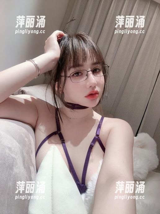 阿色 微密圈 - 看阿色如何驾驭“蓝色妖姬”图册,太大胆了吧?