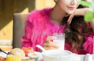 魅妍社 – Ashely丽丽泳装，图集更新中，未见仙女也见“身姿”，小心别被水花溅湿哦！