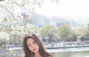 魅妍社 – 不知为何，白沫和灰丝的福利图片竟然如此令人想入非非！
